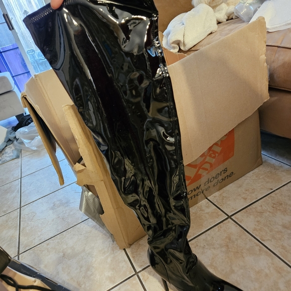 NEW Thigh High PATIN BOOTS - Picture 14 of 14